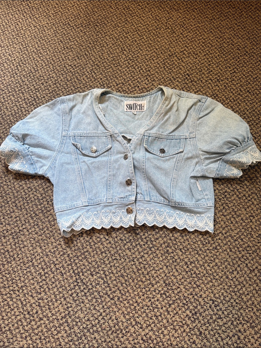 Vintage Switch Light Blue Denim Embroidered Trim High-Waist Jean Short & Top Set - Picture 7 of 10